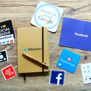 Jak zwiększyć sprzedaż za pośrednictwem mediów społecznościowych? 5 unikalnych trików!